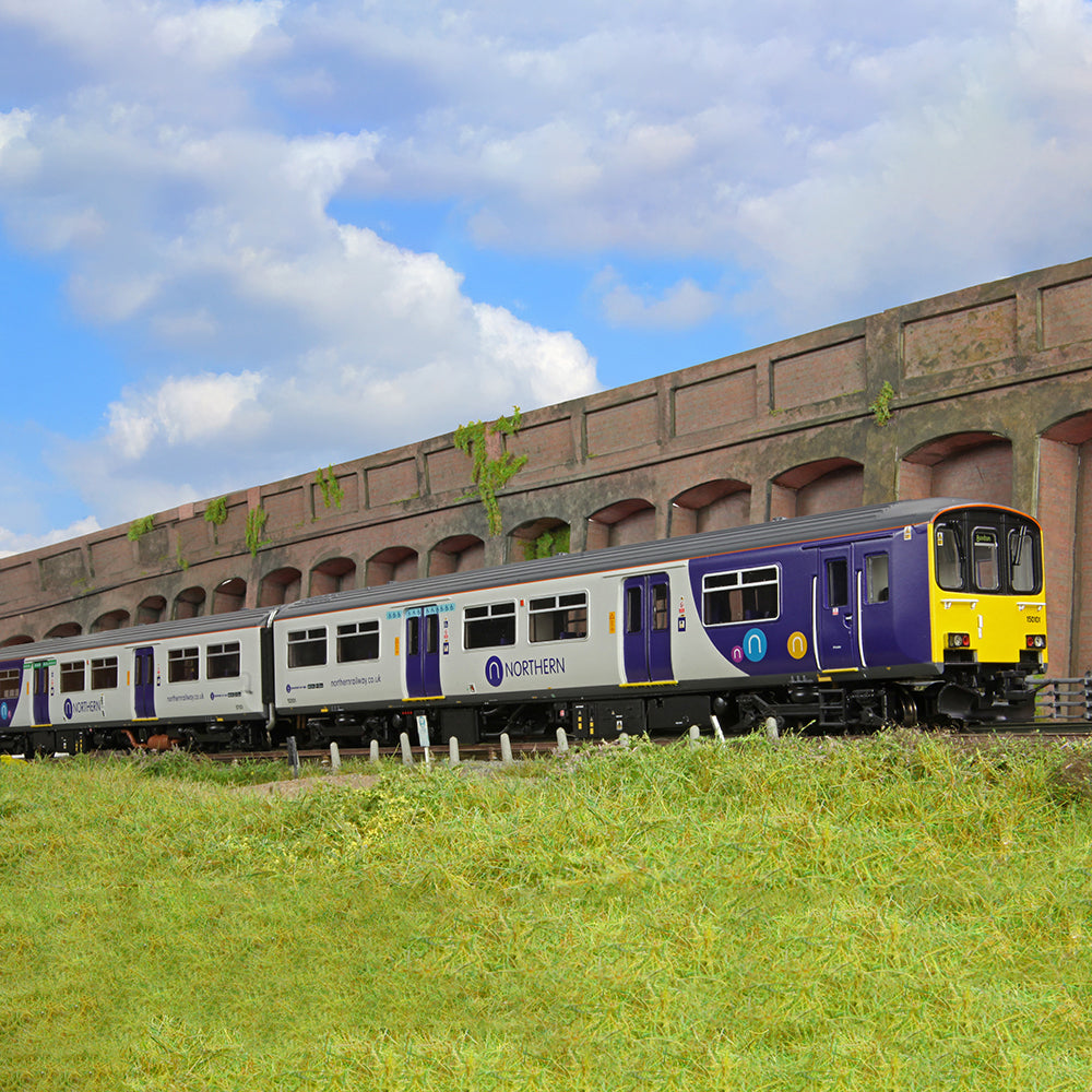 PRE-ORDER:  Bachmann Class 150/1 2-Car DMU 150101 Northern SOUND FITTED - OO Gauge