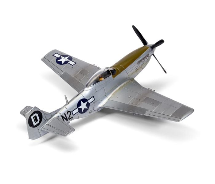 Airfix A55013 Starter Set - North American P-51D Mustang 1:72 Scale Plastic Kit