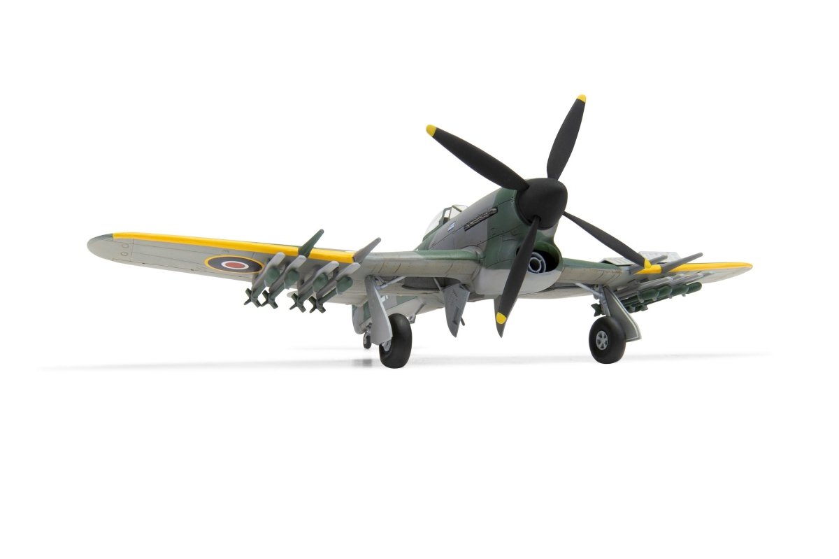 Airfix A55208A Hawker Typhoon Mk.Ib Hanging Gift Set 1:72 - Phillips Hobbies