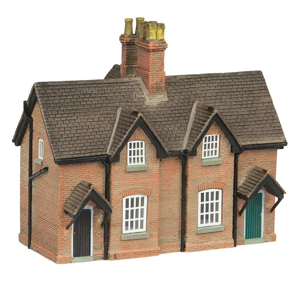 Bachmann 42 - 0021 Scenecraft Rural Workers Cottages - N Gauge - Phillips Hobbies