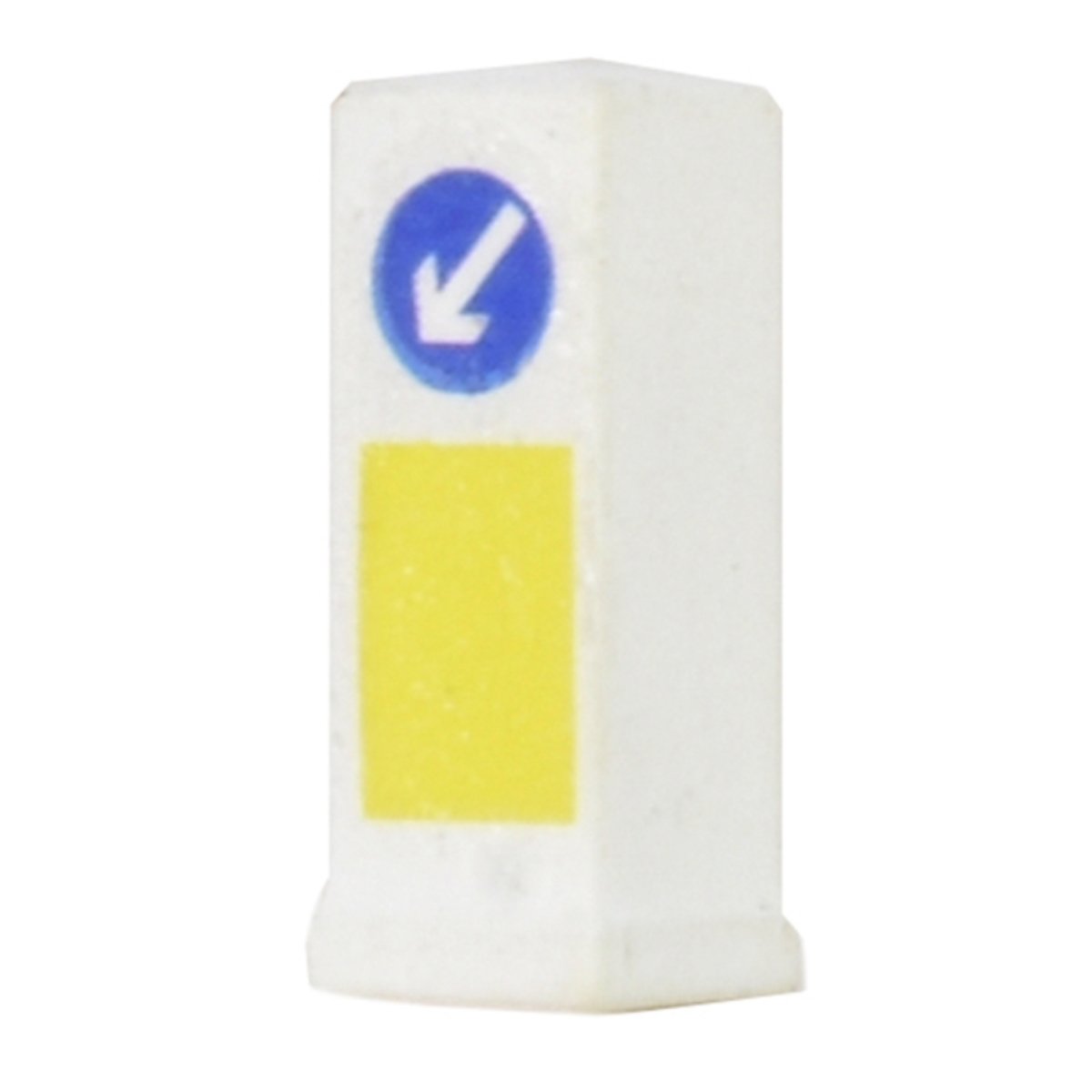 Bachmann 44 - 529 Scenecraft Traffic Island Bollards (x10) - OO Gauge - Phillips Hobbies