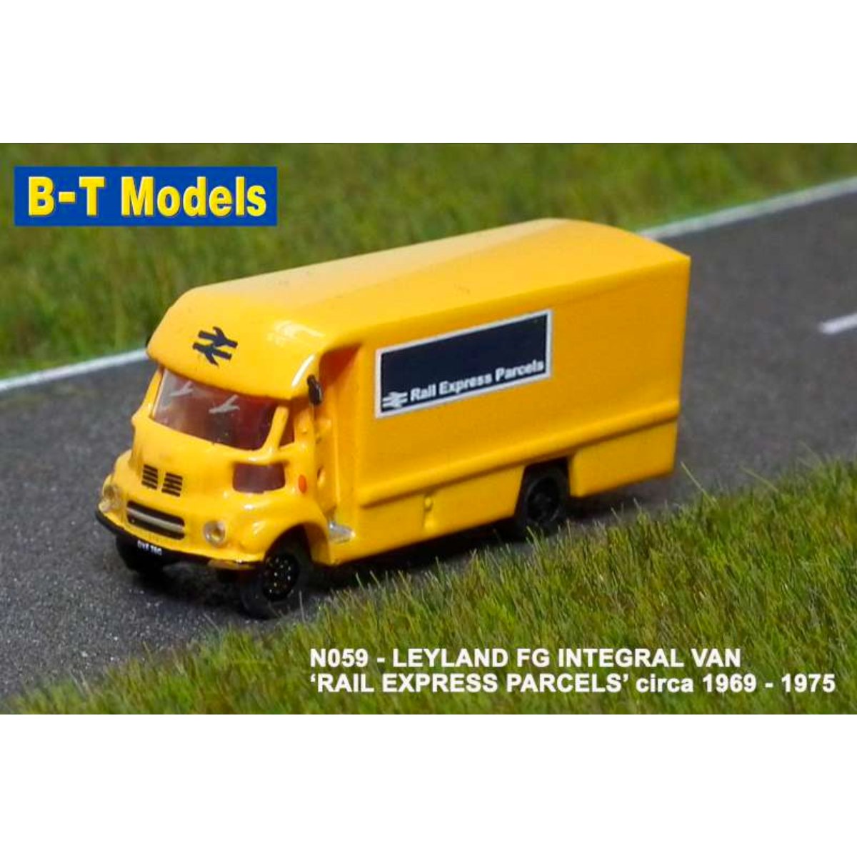 BT Models N059 Leyland FG Integral Van, Rail Express Parcels - N Scale - Phillips Hobbies