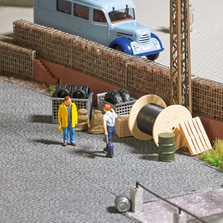 Busch 1632 Lattice Boxes With Industrial Scrap - HO / OO Gauge - Phillips Hobbies