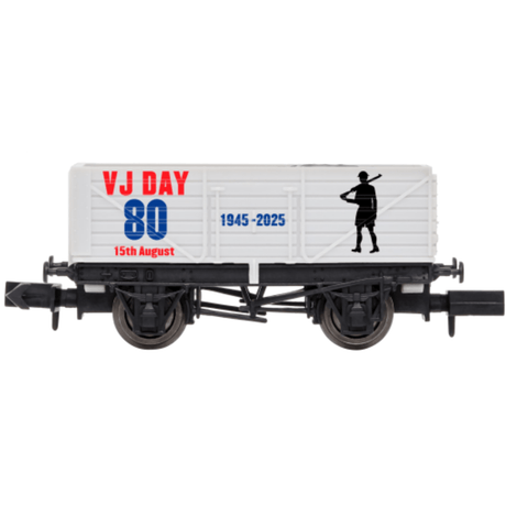 Dapol 2F - 071 - 100 7 Plank Wagon VJ Day 80th Anniversary - N Gauge - Phillips Hobbies