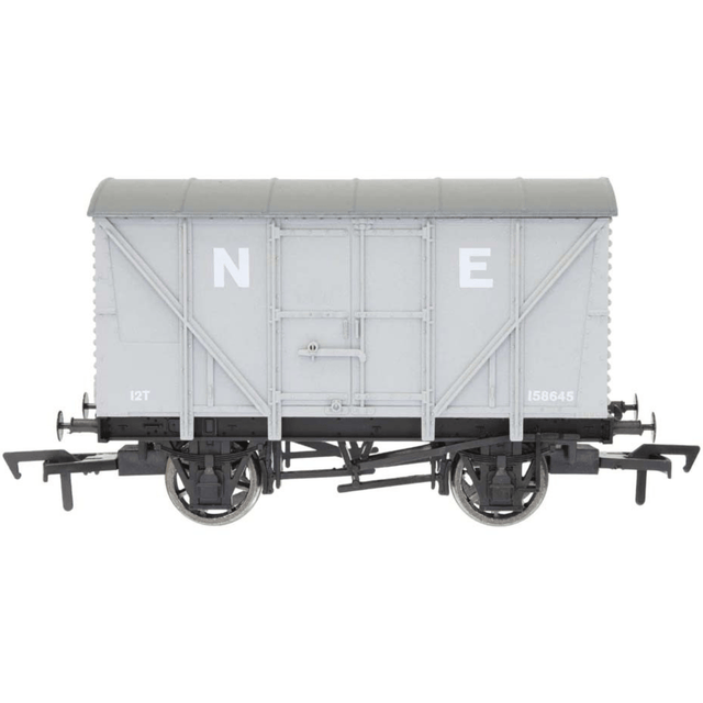 Dapol 4F - 016 - 127 Banana Van NE 158645 - OO Gauge - Phillips Hobbies