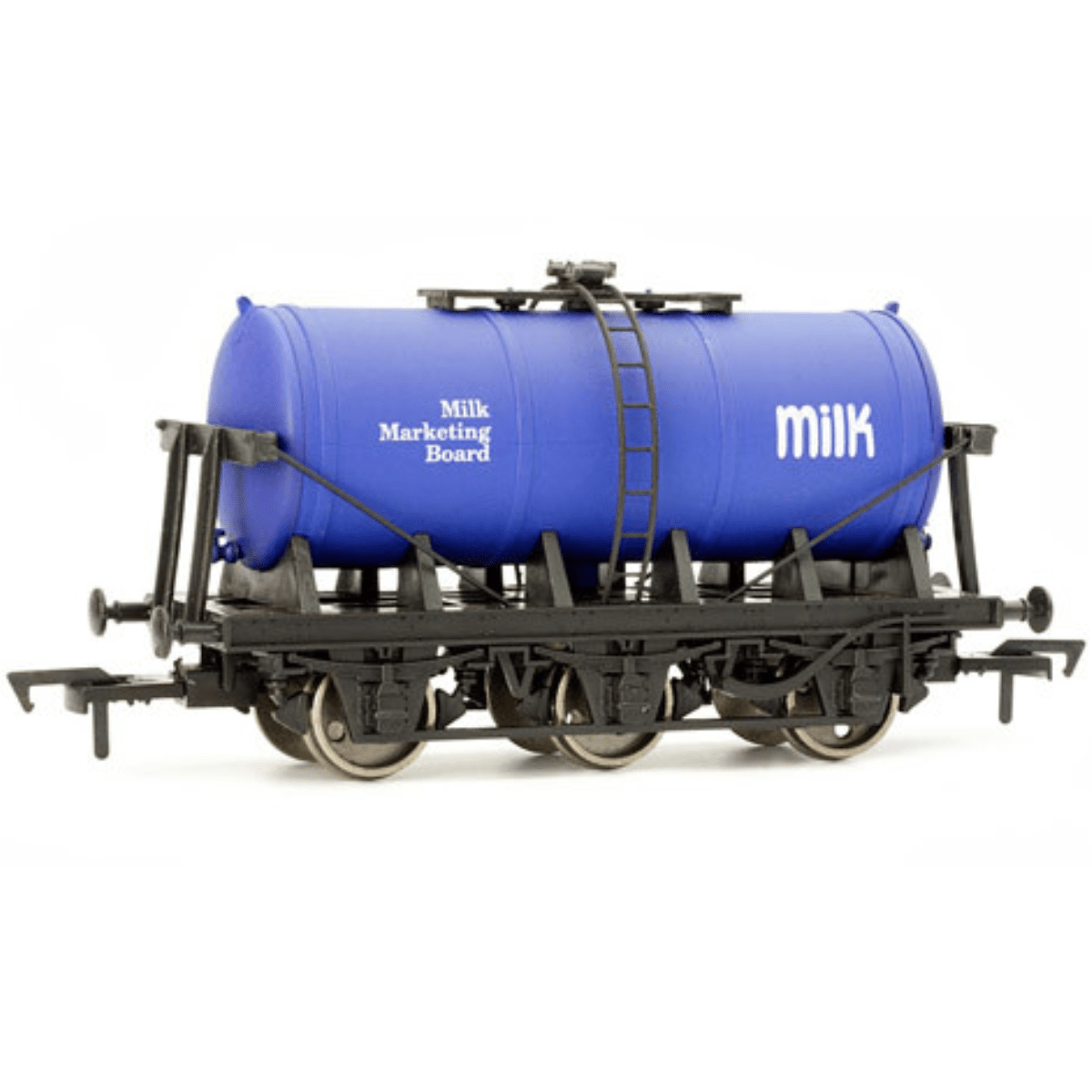Dapol 4F - 031 - 005 Milk Marketing Board 6 Wheel Milk Tanker - OO Gauge - Phillips Hobbies