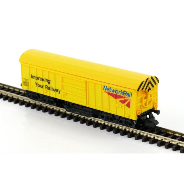 Gaugemaster GM2420101 Track Cleaning Wagon Network Rail - N Gauge - Phillips Hobbies