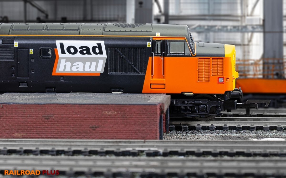 Hornby R30188 RailRoad Plus Loadhaul, Class 37, Co - Co, 37710 - OO Gauge - Phillips Hobbies