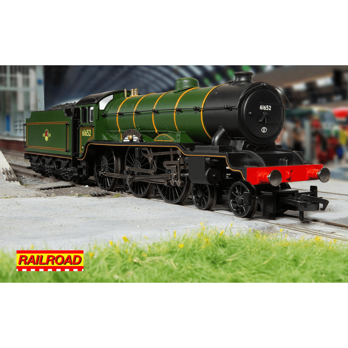 Hornby R30433 RailRoad BR (Late) B17 Class 61652 'Darlington' - OO Gauge - Phillips Hobbies