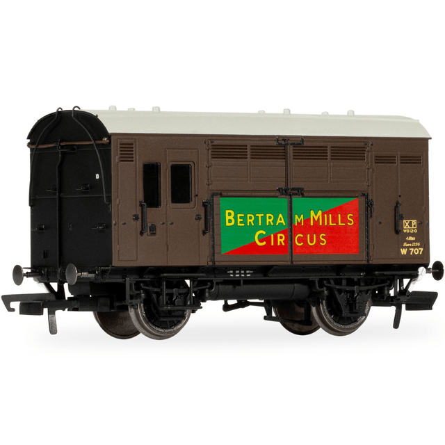 Hornby R60278 BR Bertram Mills Circus 707 Horse Box - OO Gauge - Phillips Hobbies