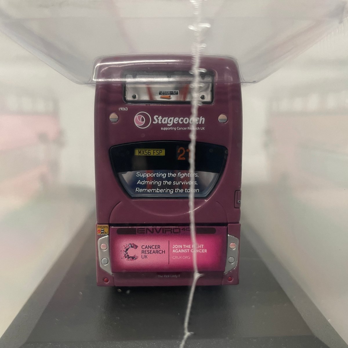 Omnidekka Models OM3B Stagecoach Enviro400 Cancer Research - 21 Gunwharf Quays - Phillips Hobbies