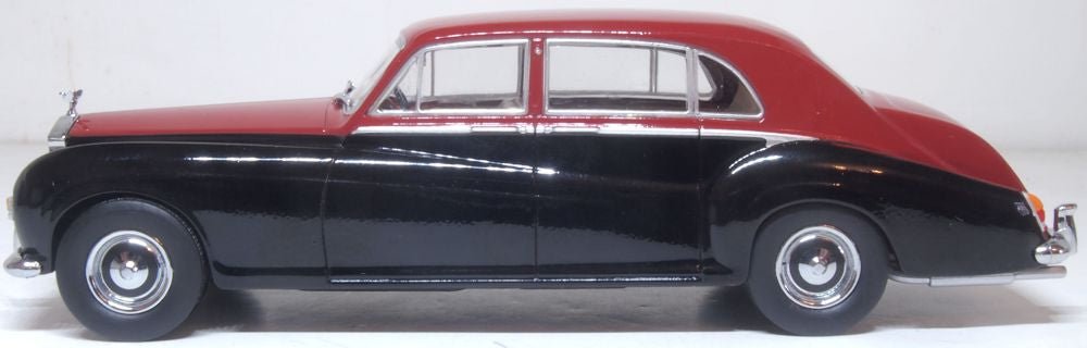Oxford Diecast 43RRP5004 Rolls Royce Phantom V James Young Claret/Black - 1:43 Scale Model - Phillips Hobbies
