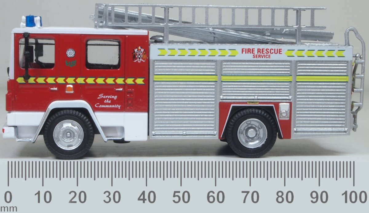Oxford Diecast 76DN007 Dennis RS South Yorkshire Fire & Rescue Service - 1:76 Scale - Phillips Hobbies