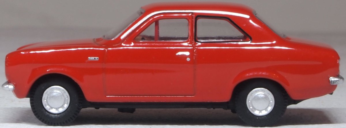 Oxford Diecast 76FE005 Ford Escort MK1 Sunset Red - 1:76 Scale - Phillips Hobbies