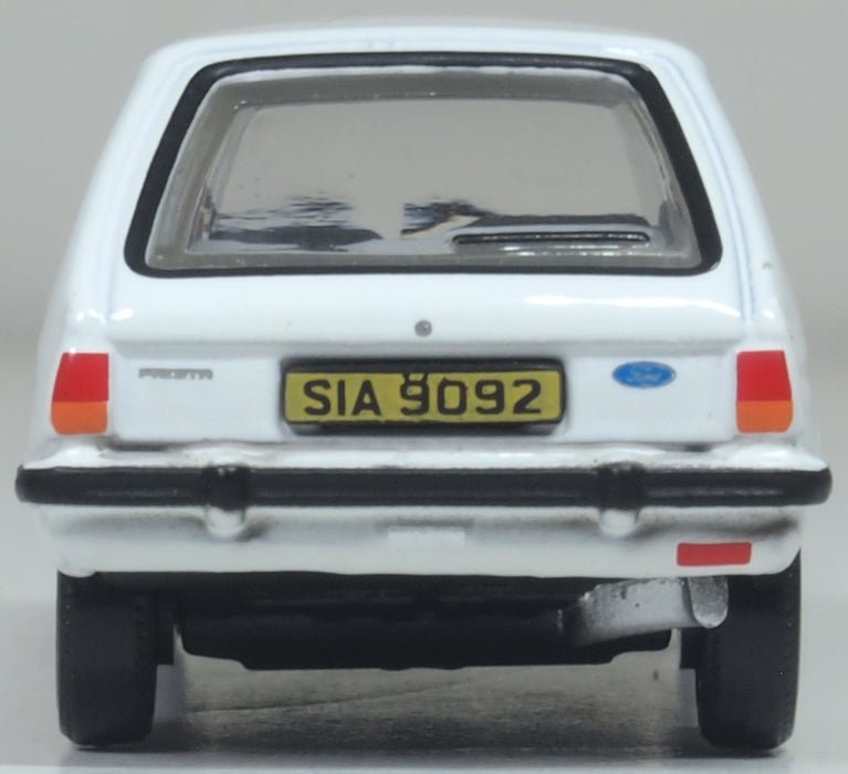 Oxford Diecast 76FF008 Ford Fiesta Mk1 Diamond White - 1:76 Scale - Phillips Hobbies