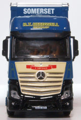 Oxford Diecast 76MB011 Mercedes Actros GSC Curtainside R T Keedwell - Phillips Hobbies