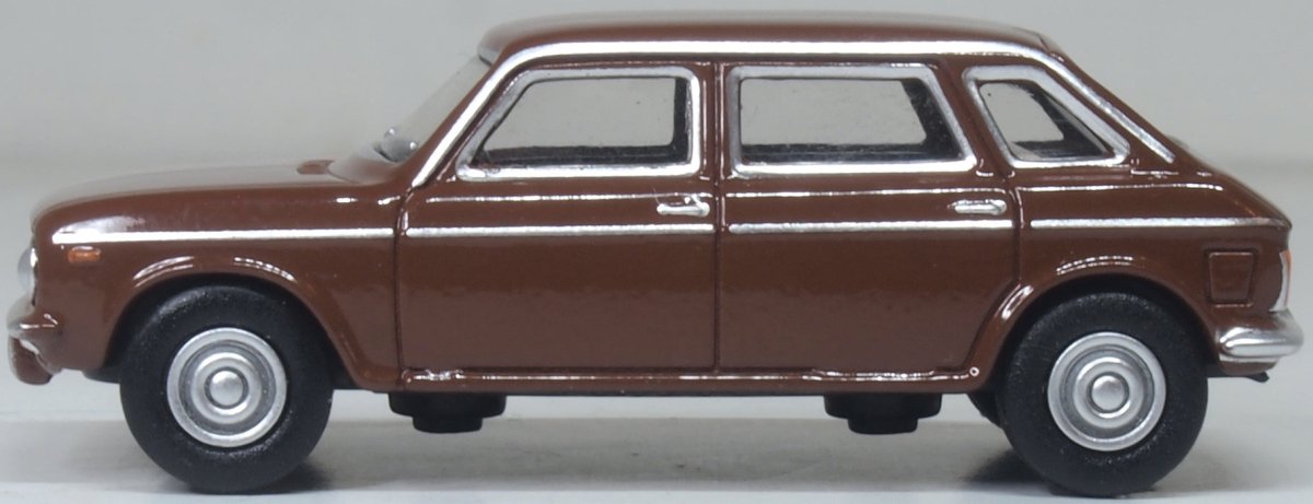 Oxford Diecast 76MX005 Austin Maxi Russet Brown - 1:76 Scale - Phillips Hobbies