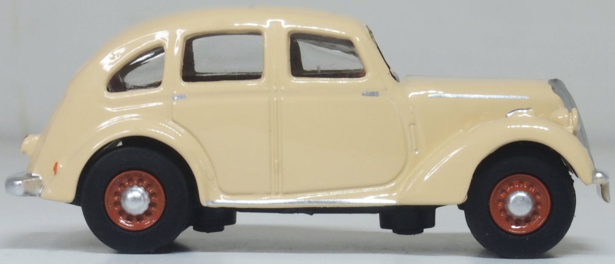 Oxford Diecast 76SFT006 Standard Flying Twelve Fawn - 1:76 Scale - Phillips Hobbies