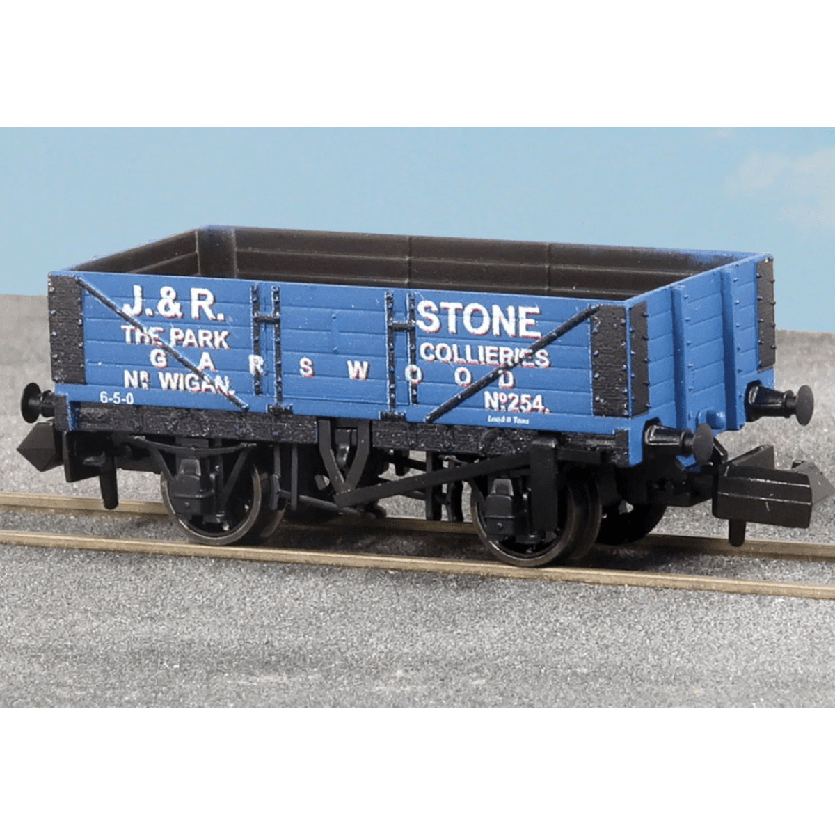 Peco NR - 5009P 5 Plank Open Wagon - J&R Stone, Garswood - N Gauge - Phillips Hobbies