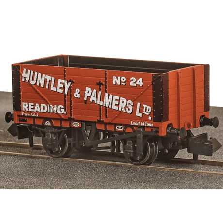 Peco NR - 7010P 7 - Plank Open Wagon, Huntley & Palmers, No. 24 - N Gauge - Phillips Hobbies