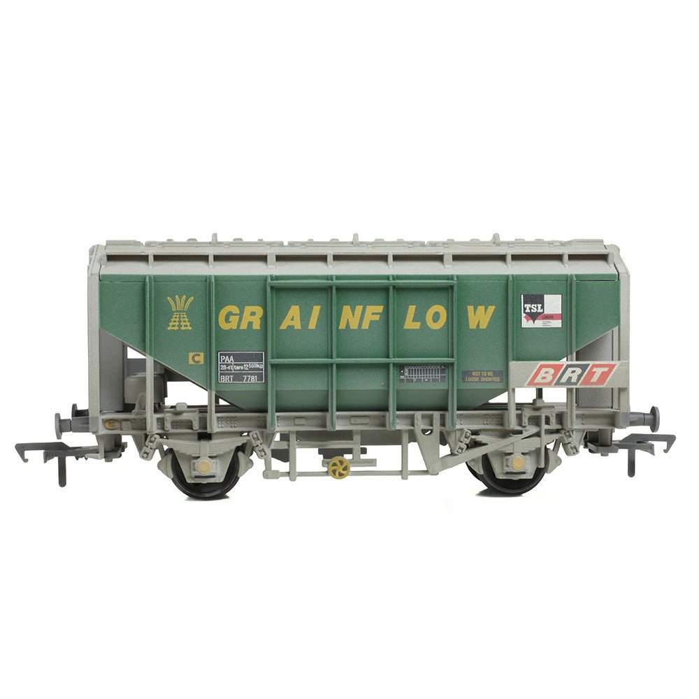 PRE - ORDER: Bachmann 35 Ton PAA Bulk Grain Wagon 'Grainflow' Green & Grey WEATHERED - OO Gauge - Phillips Hobbies