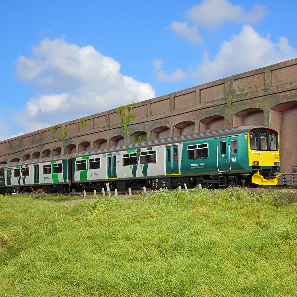 PRE - ORDER: Bachmann Class 150/1 2 - Car DMU 150139 London Northwestern Railway SOUND FITTED - OO Gauge - Phillips Hobbies