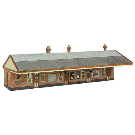 PRE - ORDER: Bachmann Scenecraft GWR Standard Station - Chocolate & Cream - Phillips Hobbies
