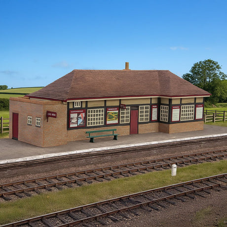 PRE - ORDER: Bachmann Scenecraft Rural Station - Maroon & Cream - Phillips Hobbies
