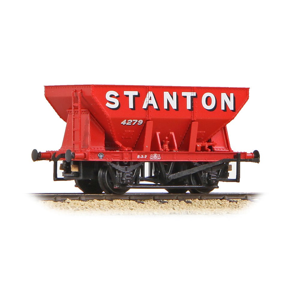 PRE - ORDER: Graham Farish 24T Ore Hopper 'Stanton' Red - N Gauge - Phillips Hobbies