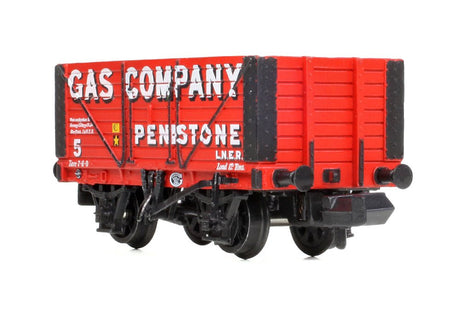 PRE - ORDER: Graham Farish 8 Plank Wagon Fixed Ends 'Gas Company Penistone' Red - N Gauge - Phillips Hobbies