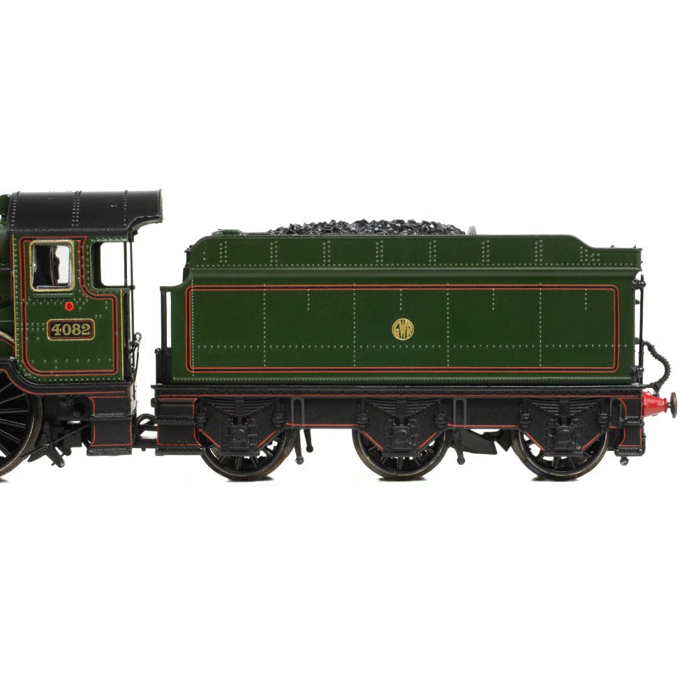 PRE - ORDER: Graham Farish GWR 4073 'Castle' 4082 'Windsor Castle' GWR Lined Green (Shirtbutton) - N Gauge - Phillips Hobbies