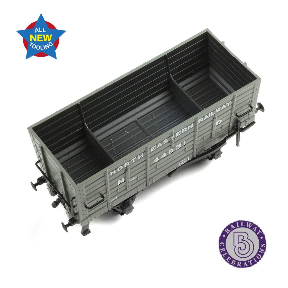 PRE - ORDER: Graham Farish NER P7 Coal Hopper North Eastern Railway Grey (ND) - N Gauge - Phillips Hobbies