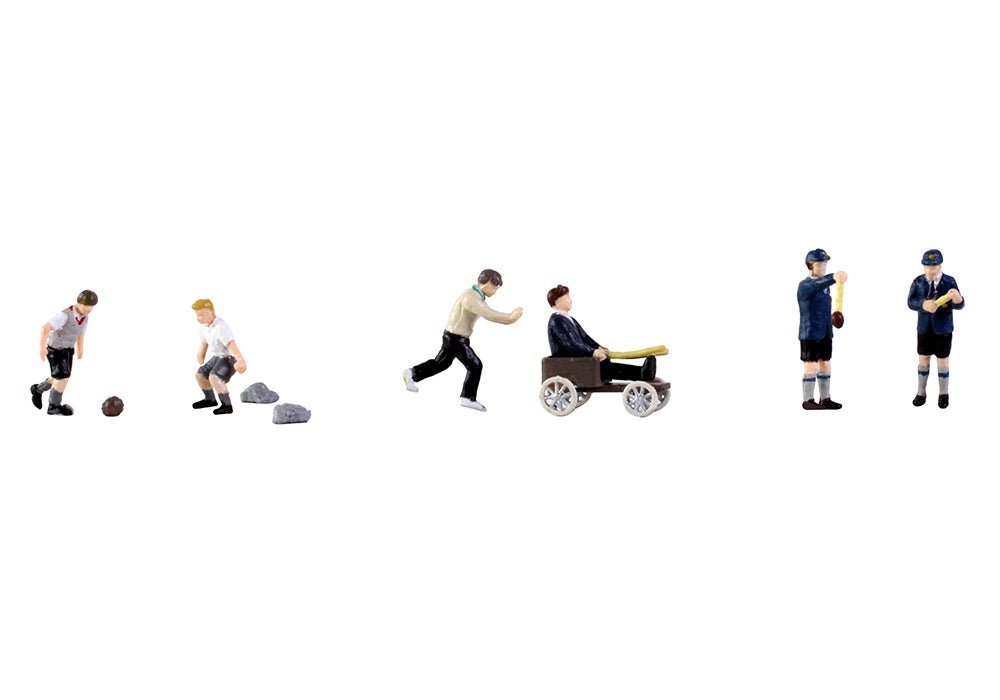 PRE - ORDER: Scenecraft Post - War Era Schoolboys Playing - 1:76 Gauge - Phillips Hobbies