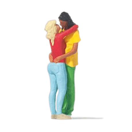 Preiser 28227 Kissing Couple Figure - OO/HO Gauge - Phillips Hobbies