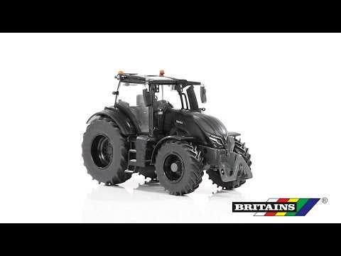 Britains 43309 Valtra Q305 Black - 1:32 Scale
