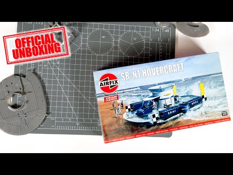 Airfix A02007V SR-N1 Hovercraft 1:72