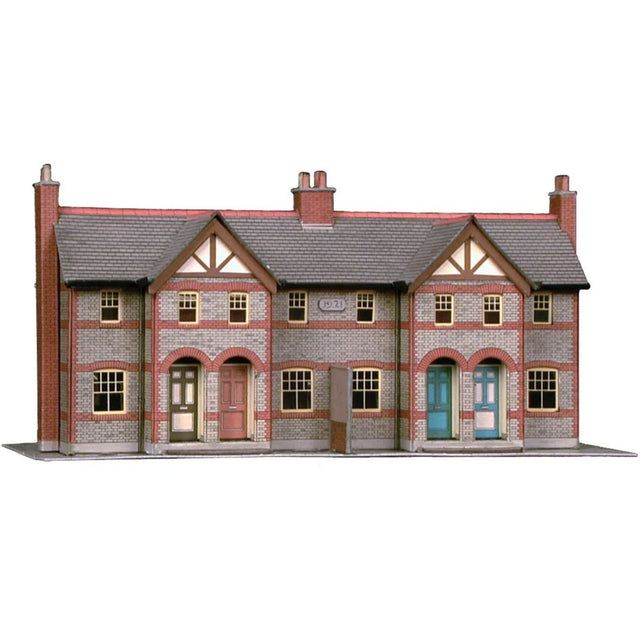 Superquick B30 Four Terraced Cottages - Phillips Hobbies