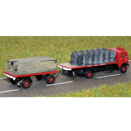 Unit Models Painted Goods Piles - N Gauge - Phillips Hobbies