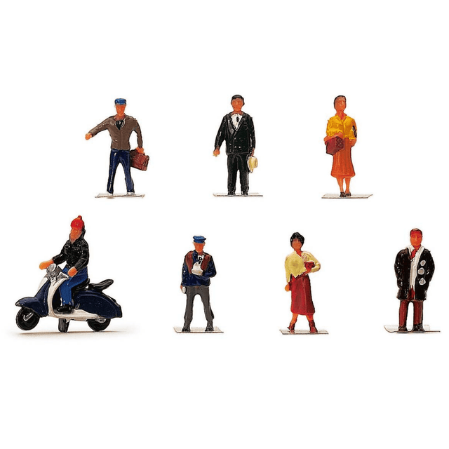 Hornby R7115 City People Figures - OO Gauge - Phillips Hobbies